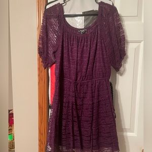 Eggplant colored lace dress (juniors)